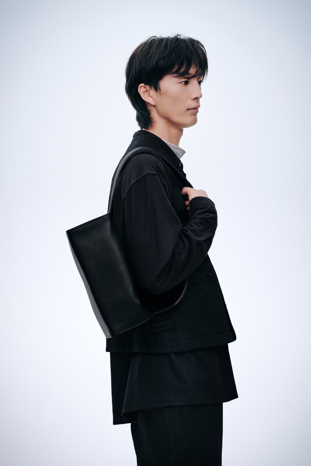 유스 티슈백 레더 블랙 상품이미지1