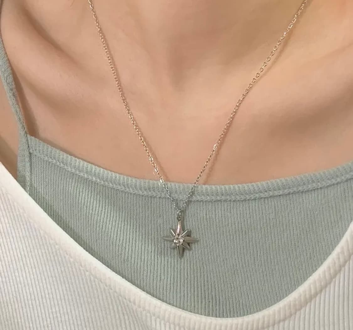 써지컬 별 스파크 목걸이  상품이미지1