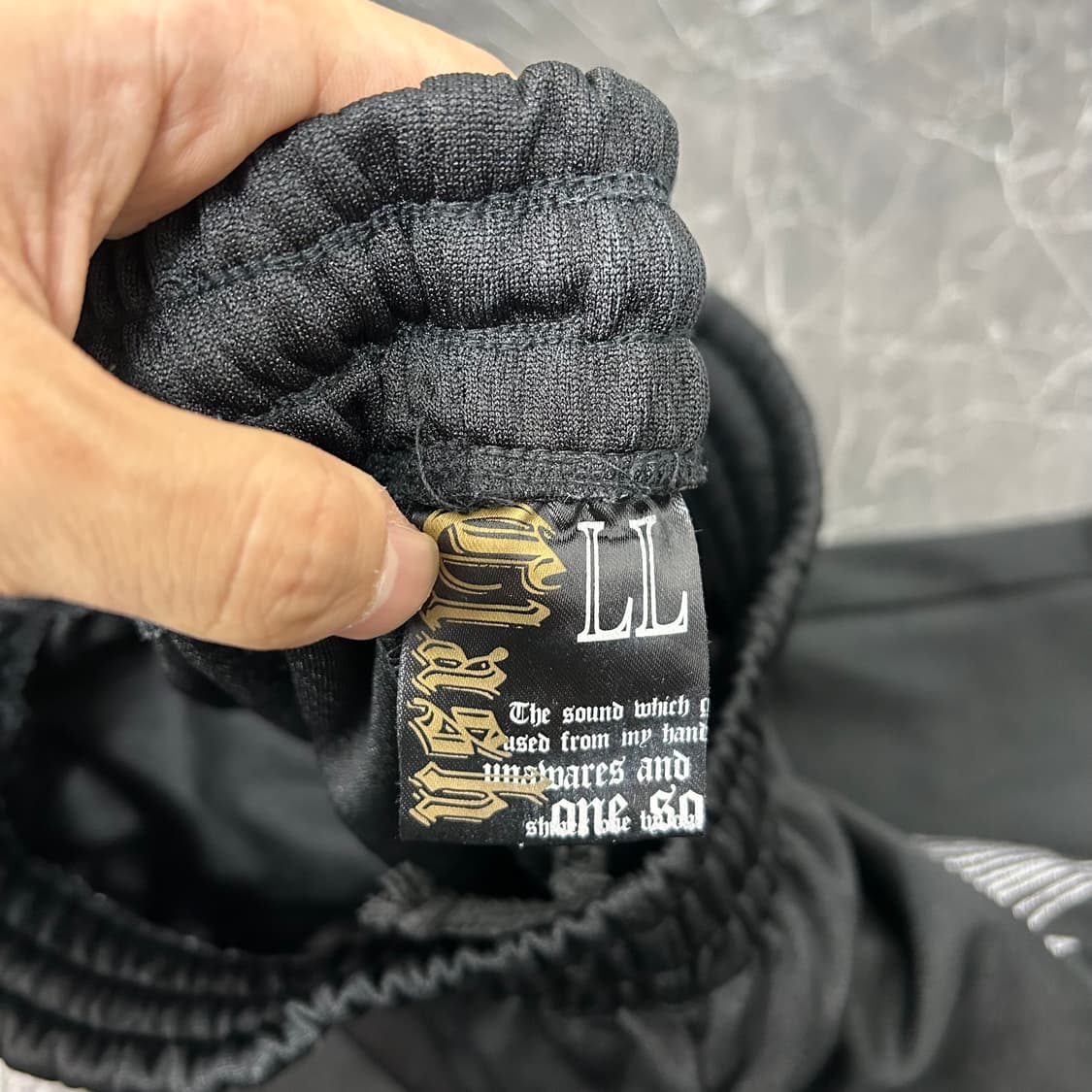 크로스 프린팅 블랙 와이드 트랙 팬츠 상품이미지9