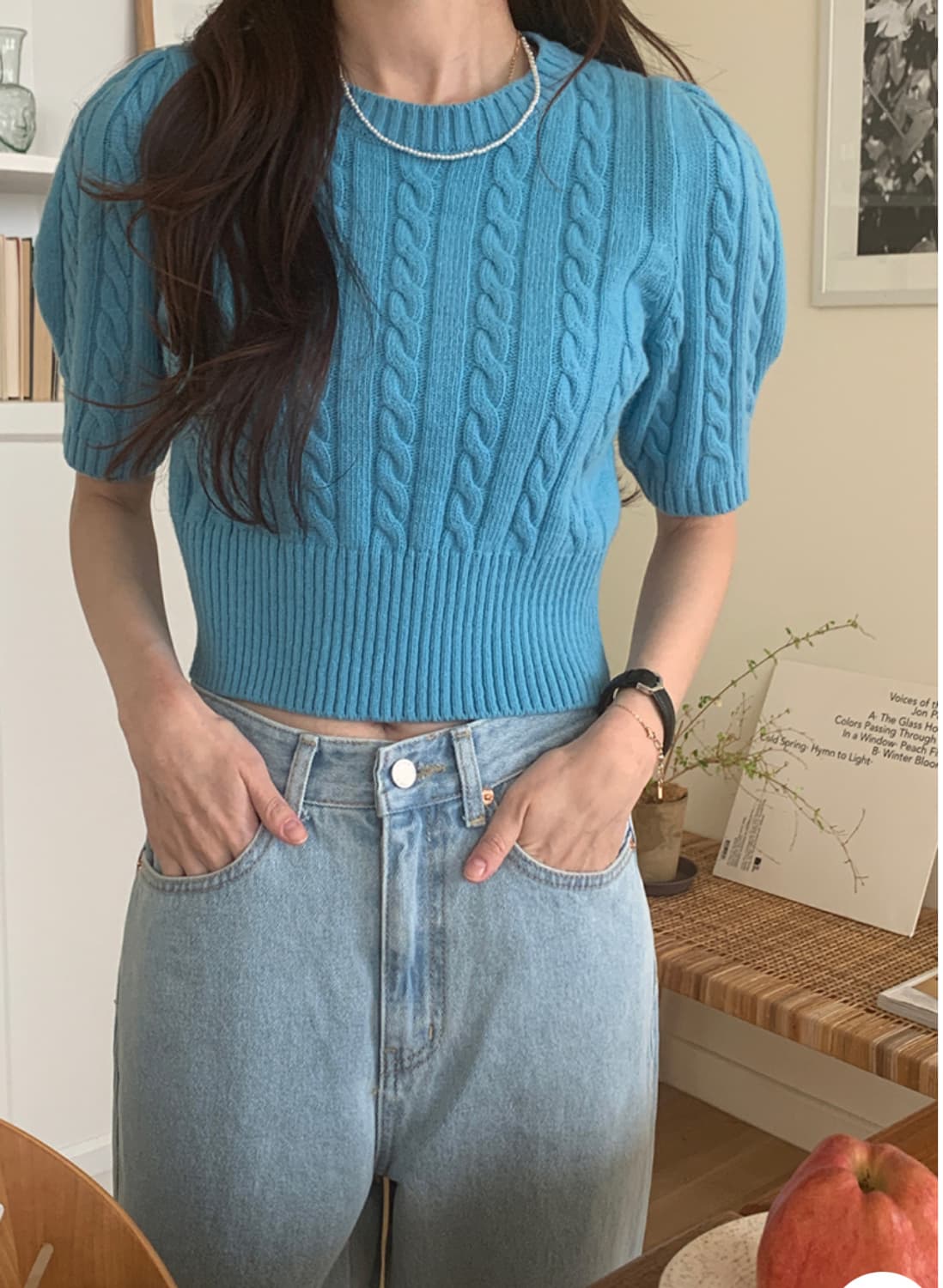 달트에서 구매한 소라색 꽈배기 반팔 니트 상품이미지3