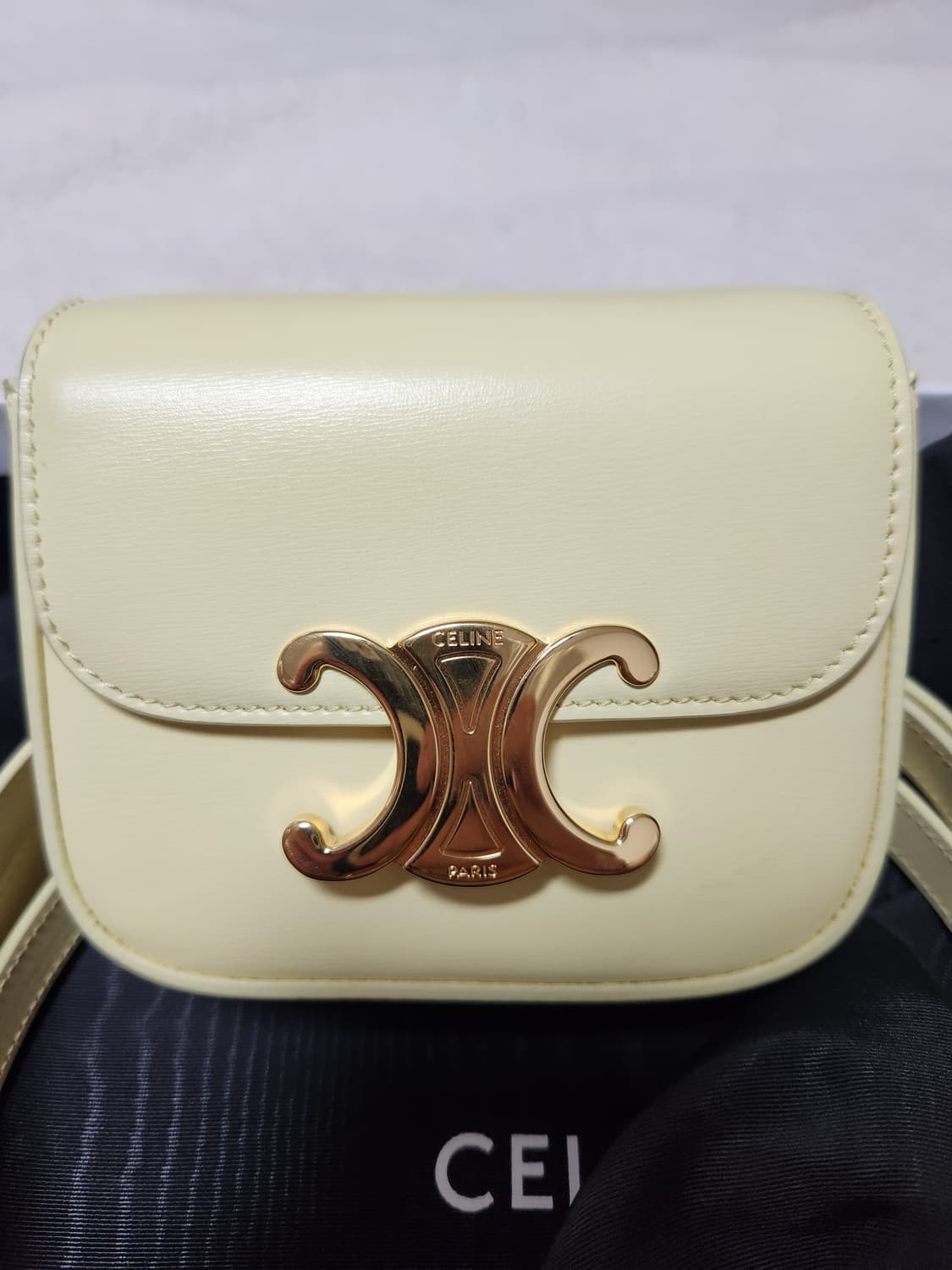 셀린느 미니 트리오페 옐로우 상품이미지1