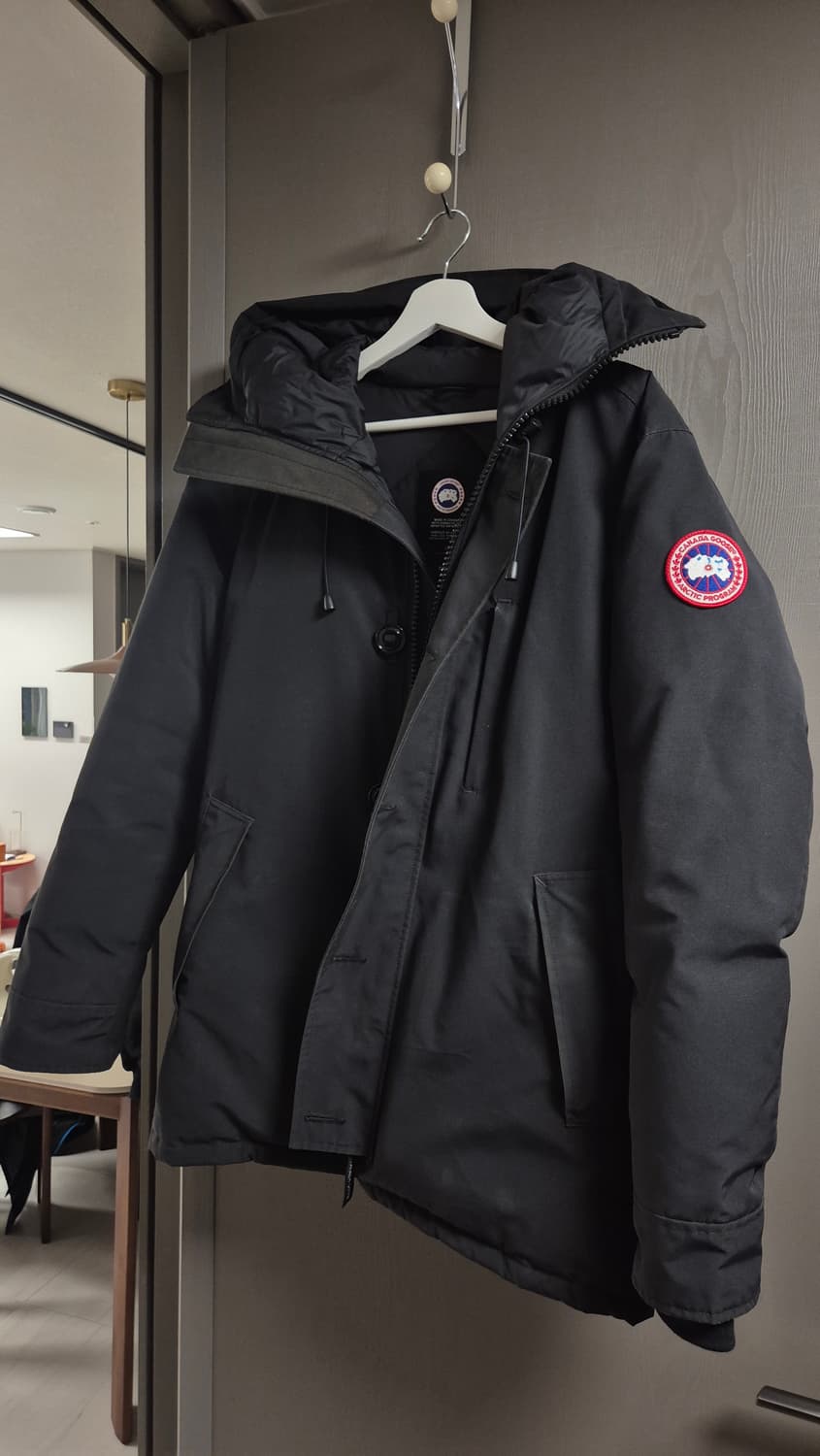 캐나다구스 샤토 블랙 퓨전L 사이즈 팝니다 상품이미지1