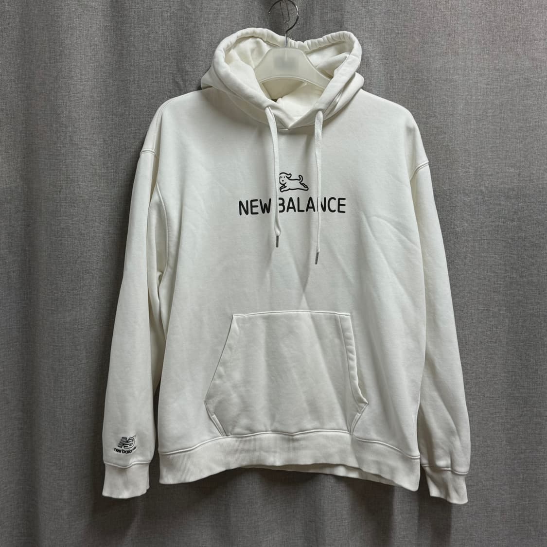 [L] 뉴발란스 화이트 기모 긴팔 후드티 상품이미지1