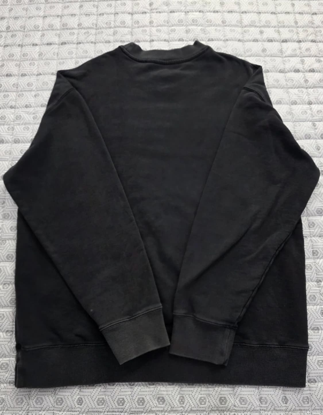 오프화이트 블랙 맨투맨 100 상품이미지3