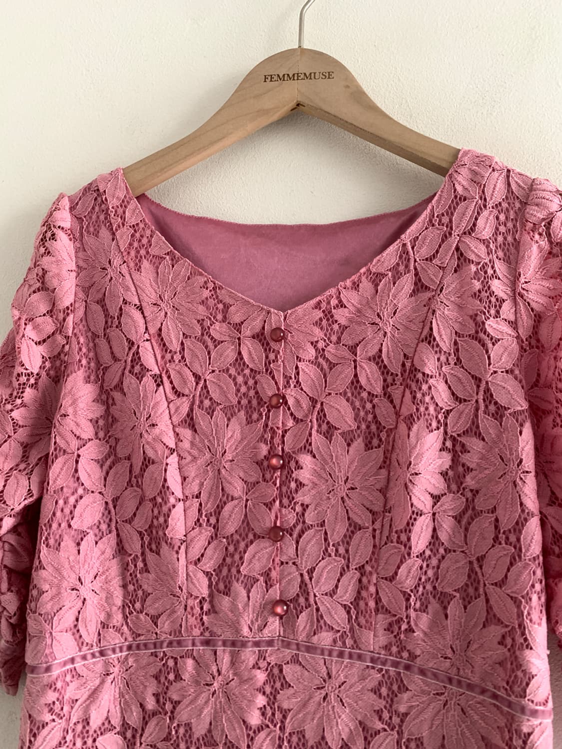 Lace Embroidery V Neck Button Dress 상품이미지3