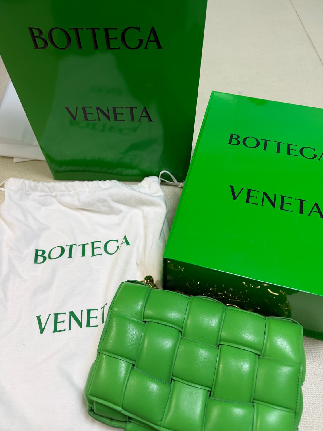 보테가 베네타 카세트백 상품이미지1