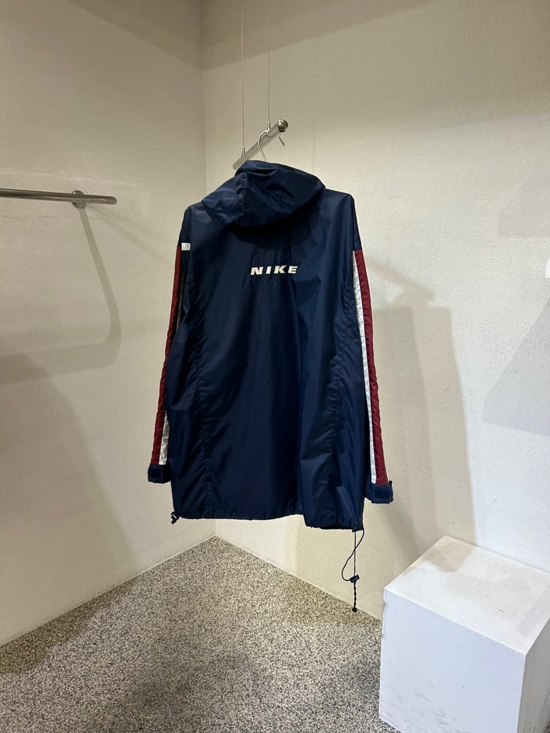 나이키 후드 바람막이 집업 상품이미지2