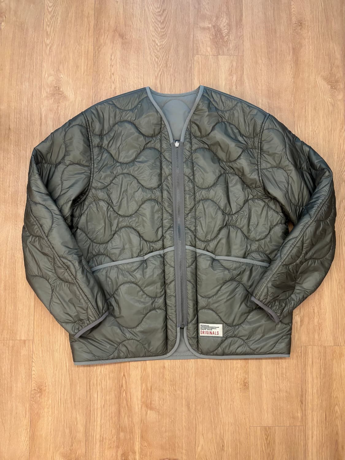 디스이즈네버댓 폴라텍 리버시블 퀼팅 자켓 M 상품이미지1