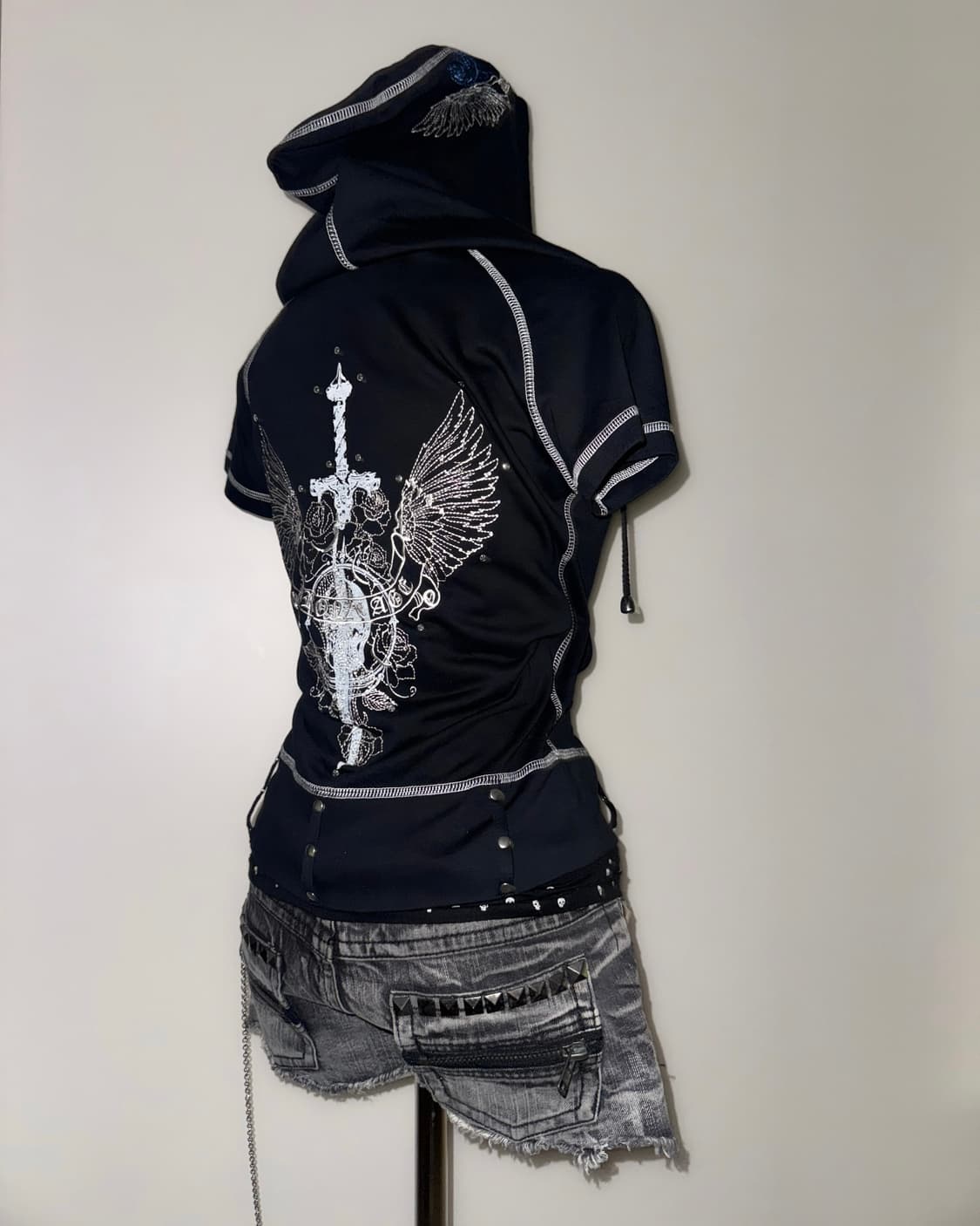 BRONZE AGE 스티치 날개 반팔 와투케 펑크 후드집업 상품이미지6