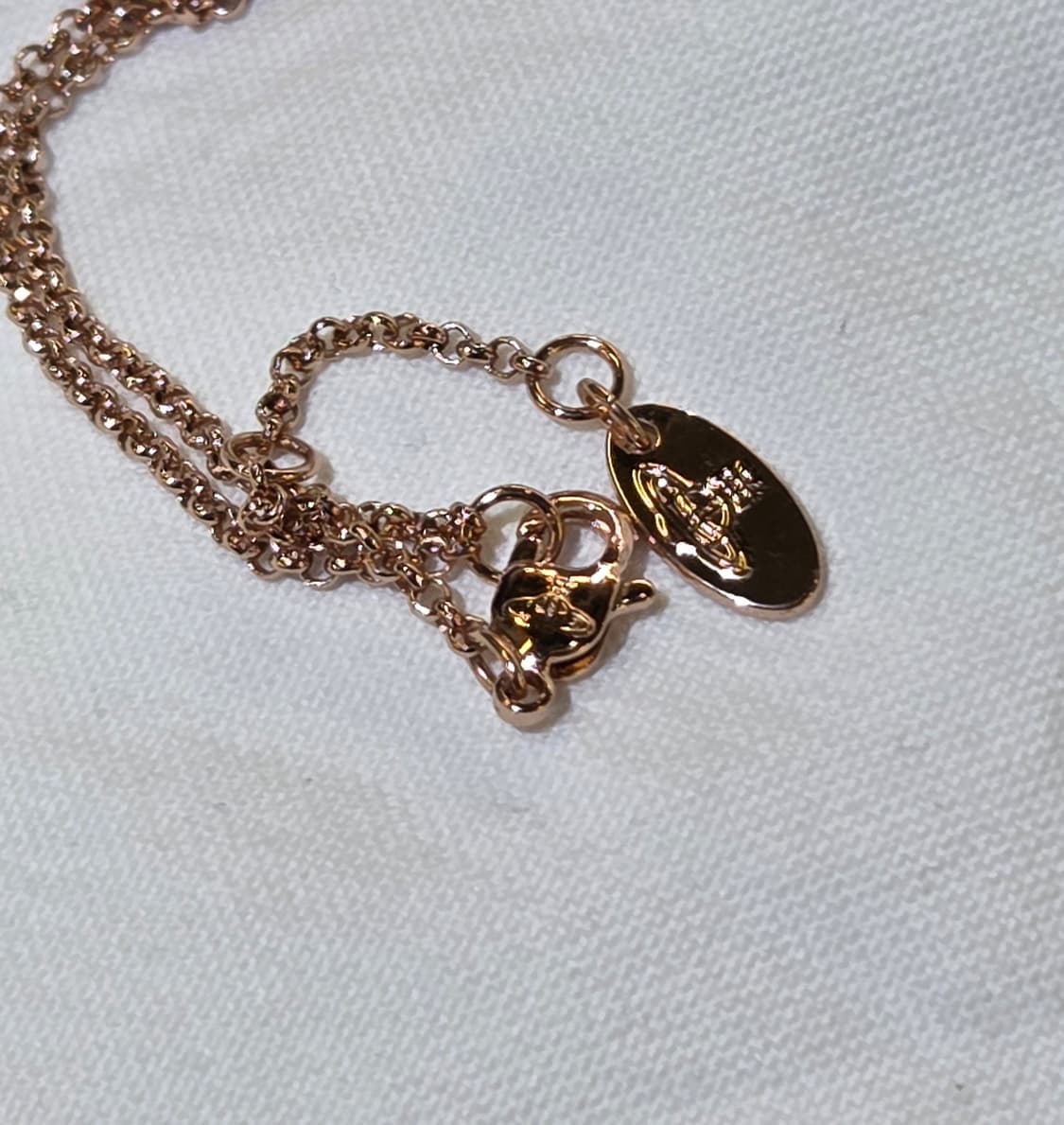 비비안웨스트우드 로즈골드 미니 입체 오알비목걸이 네크리스 상품이미지2