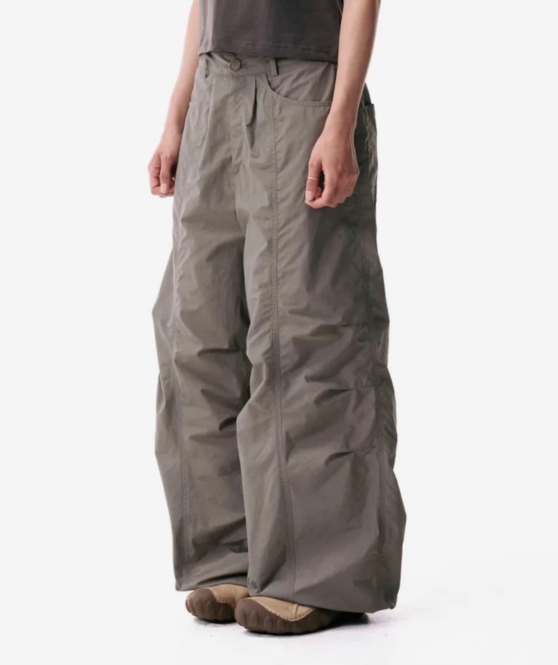 아캄 98 Printed Knee Pin-tuck Nylon Pants 상품이미지2
