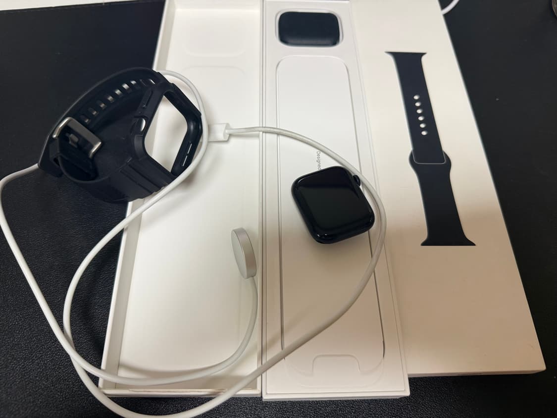 애플 워치7 45mm 셀룰러 미드나이트 알루미늄 상품이미지1