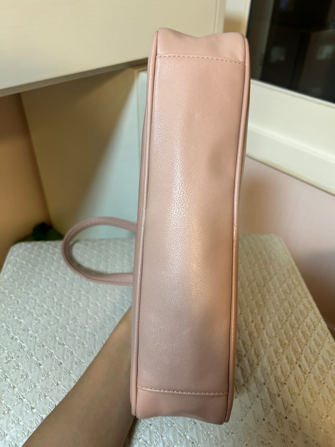 썸웨어버터 demi baguette bag - powder pink 상품이미지7