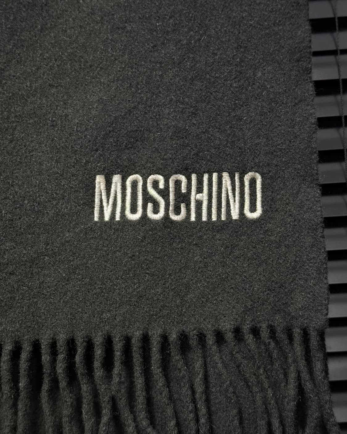 모스키노 램스울 울 양 모 이태리 이탈리아 블랙 머플러 목도리 스카프 상품이미지5