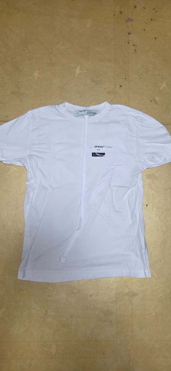 오프화이트 루브르 콜라보 반팔 티셔츠 100L 상품이미지7
