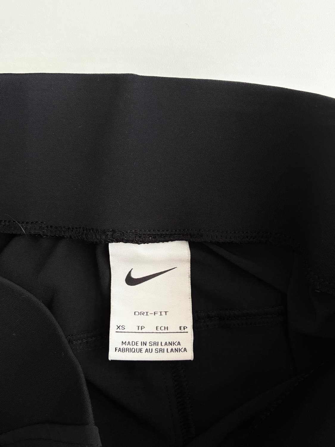 XS) 나이키 드라이핏 블리스 미드라이즈 트랙팬츠 블랙 상품이미지3