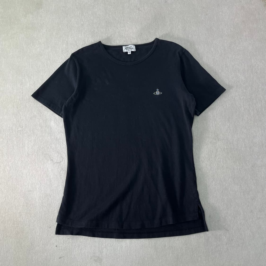 95 비비안웨스트우드 클래식 ORB 로고 반팔 티셔츠 상품이미지1