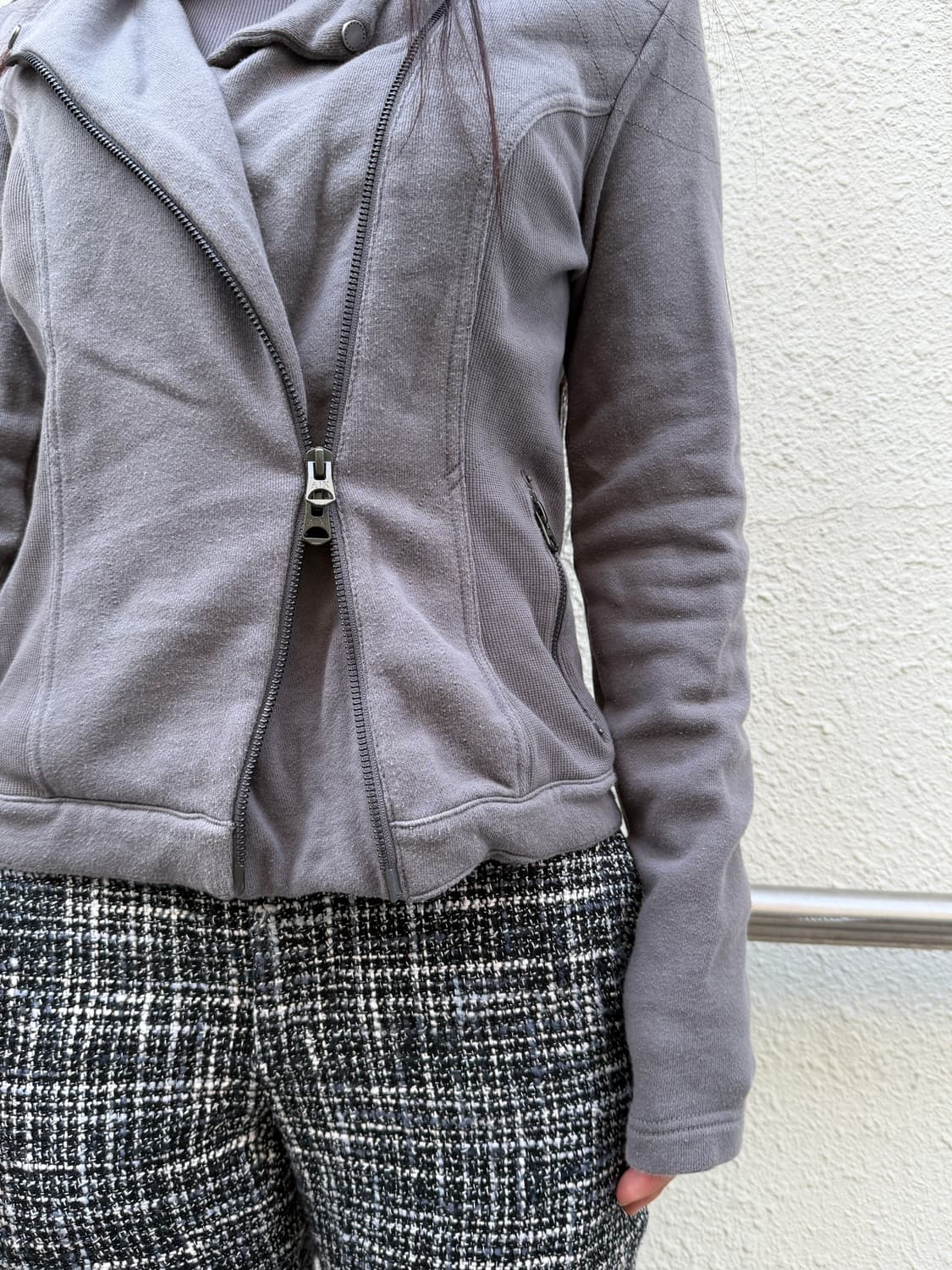 Armani Exchange Asymmetric Zip Rider JK 상품이미지4