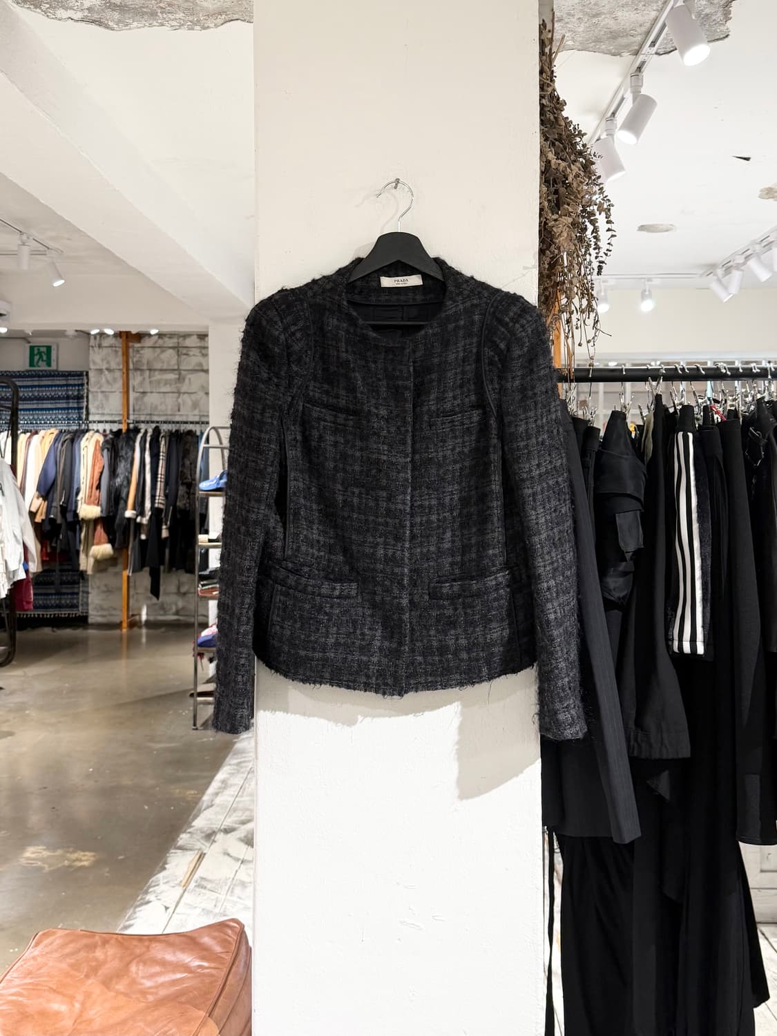 프라다 차콜 트위드 모헤어 블렌드 노카라 자켓 상품이미지1