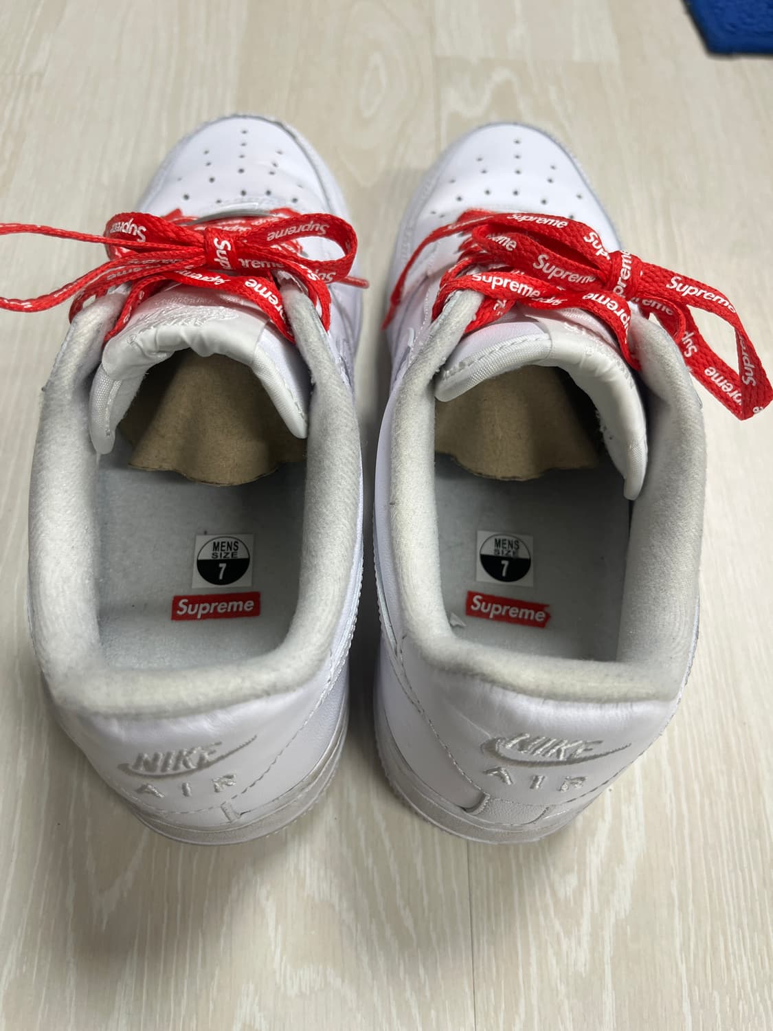 나이키 에어포스 1 로우 SP 슈프림 흰색 250 상품이미지10