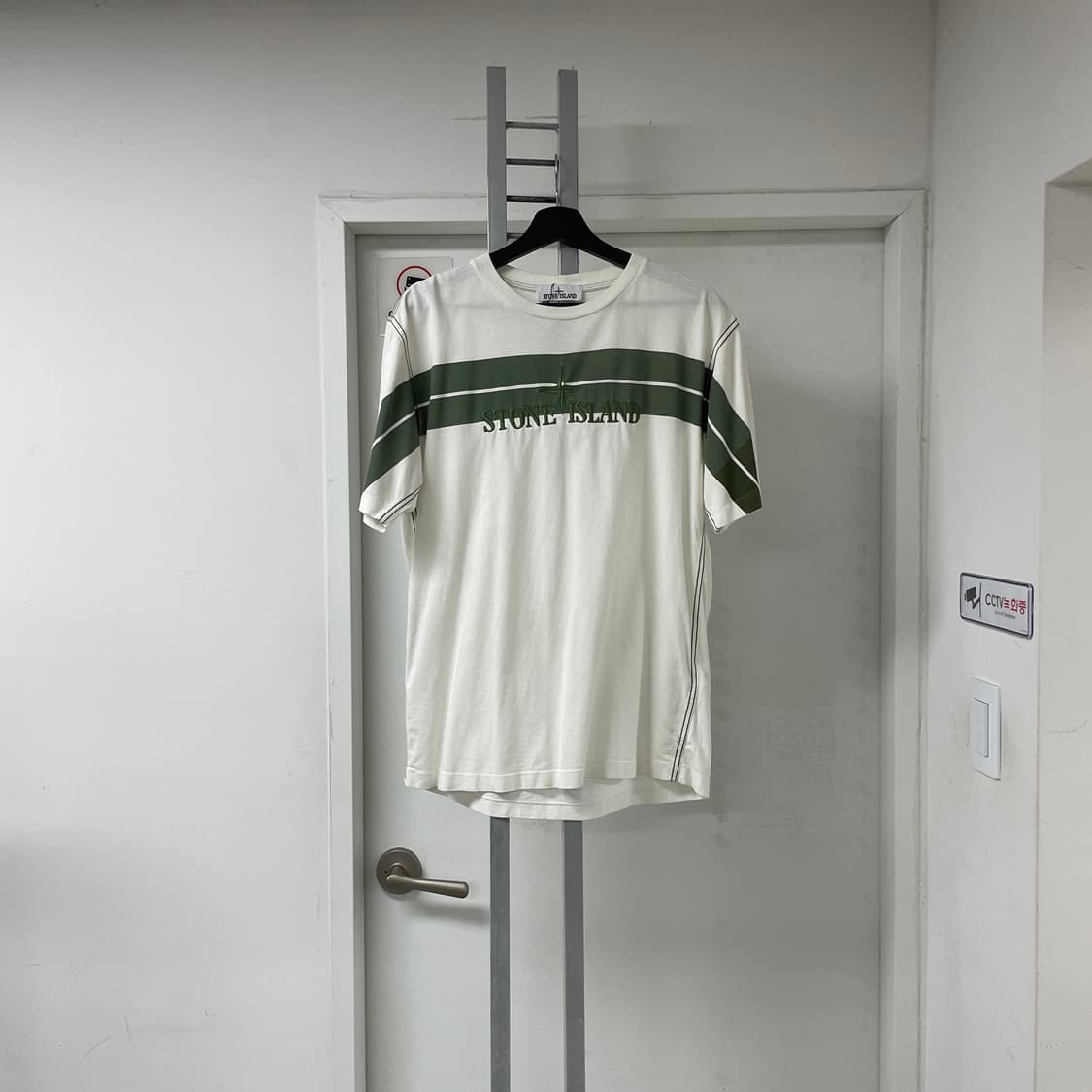 스톤아일랜드 반팔 티셔츠 M 상품이미지1