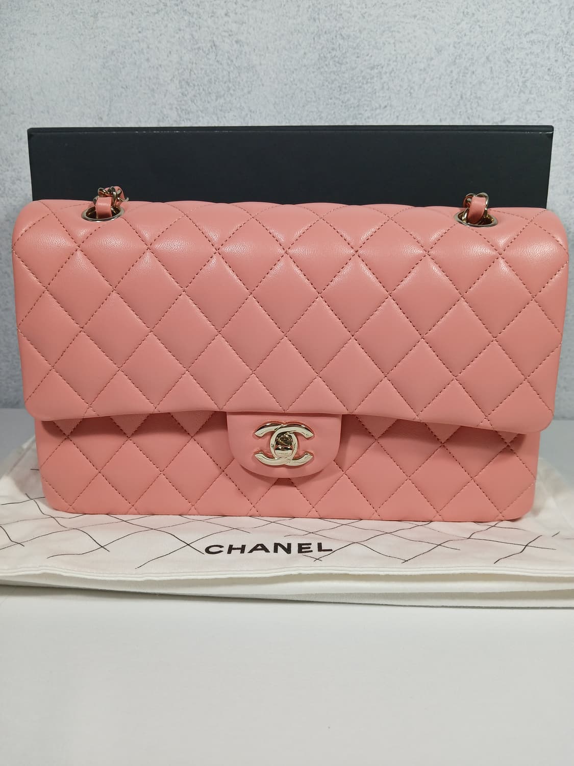 샤넬 클래식 플랩팩 미듐 A01112 상품이미지2