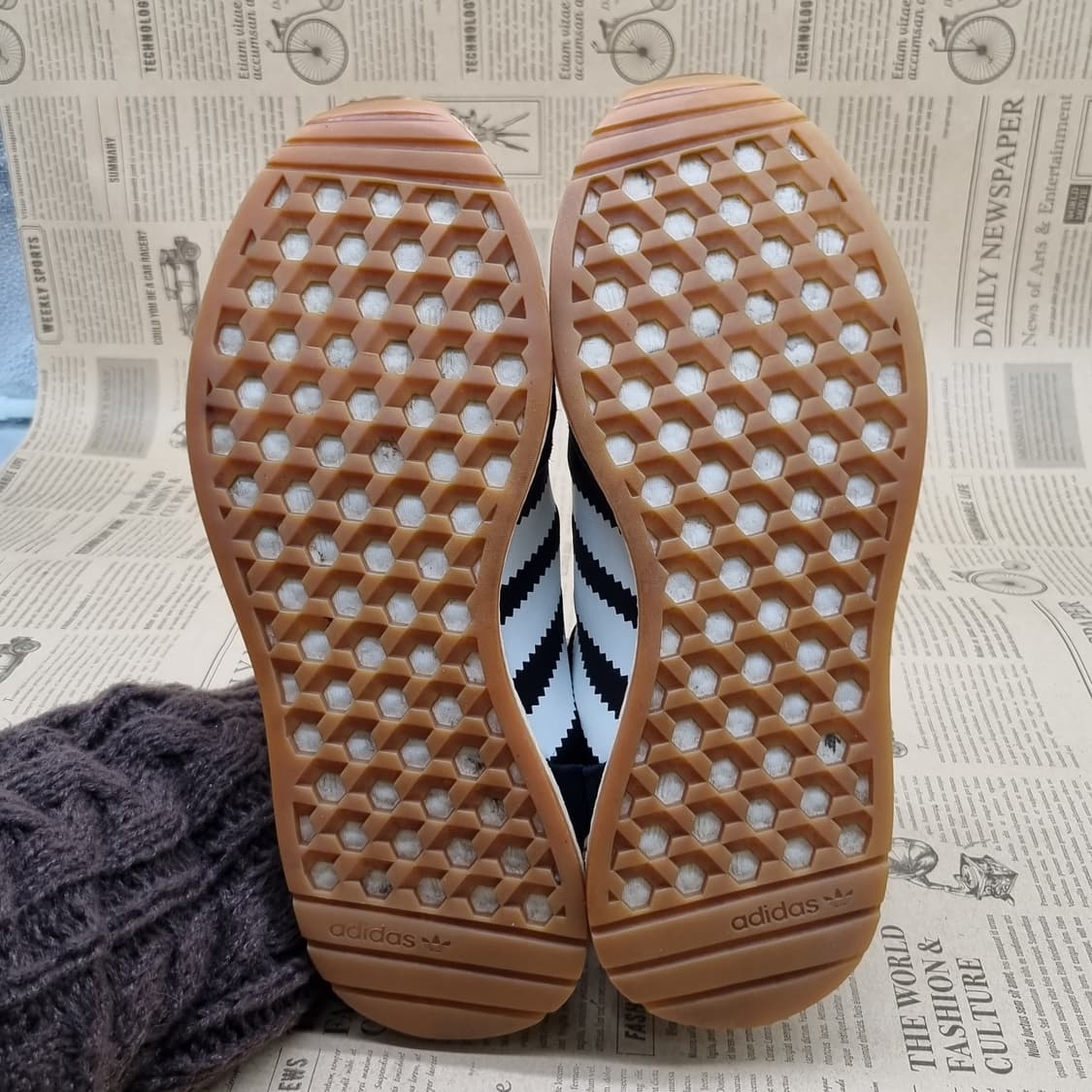 아디다스 I-5923 블랙 스니커즈245 상품이미지3