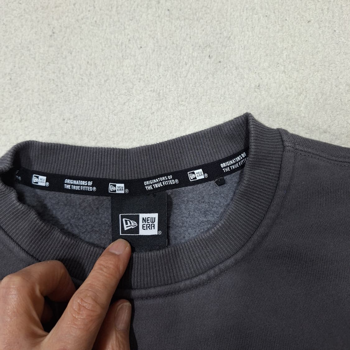 뉴에라  기모맨투맨L 상품이미지2