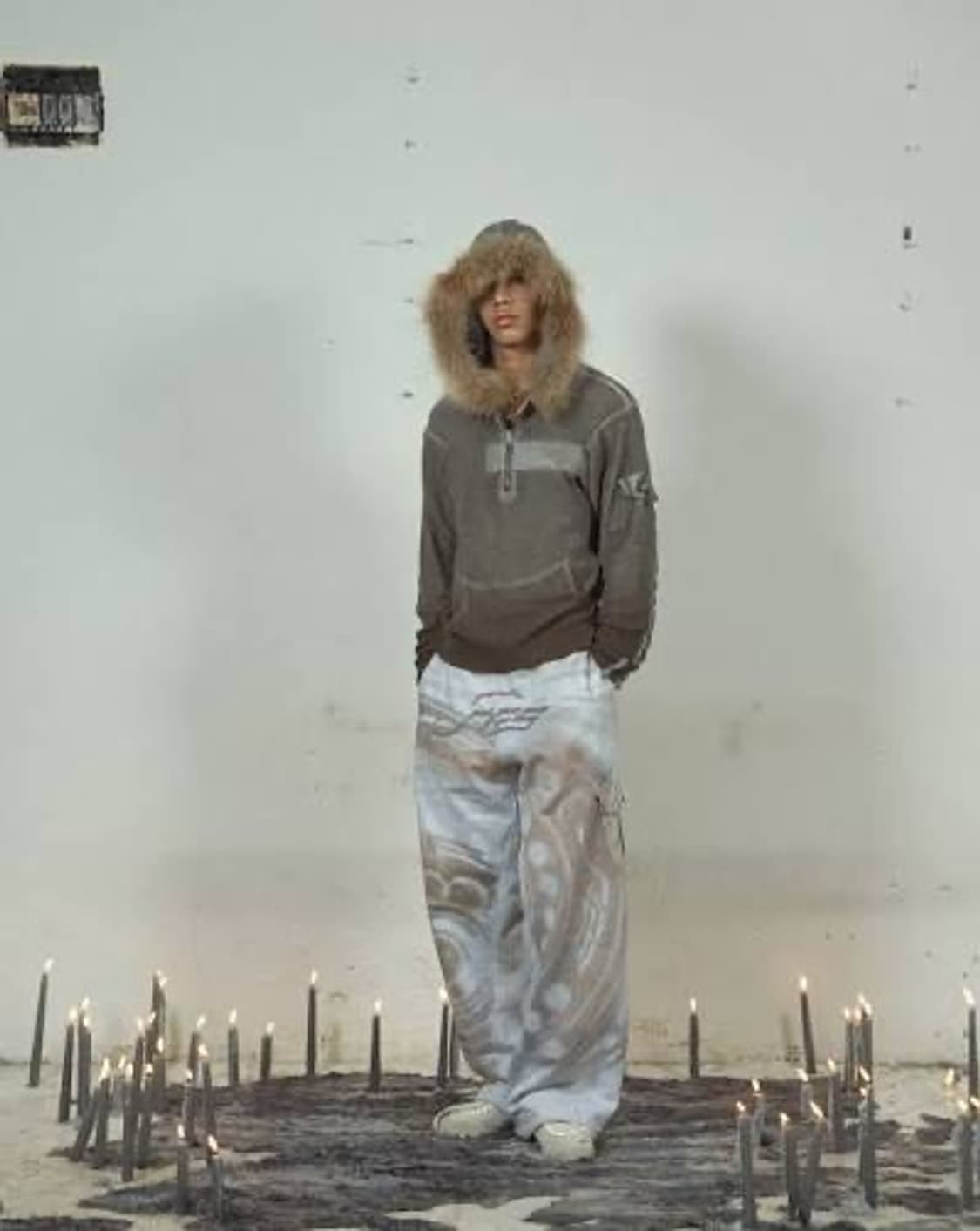 Aesynctx 하프 집 퍼후드 라이즈 소희착용 상품이미지1