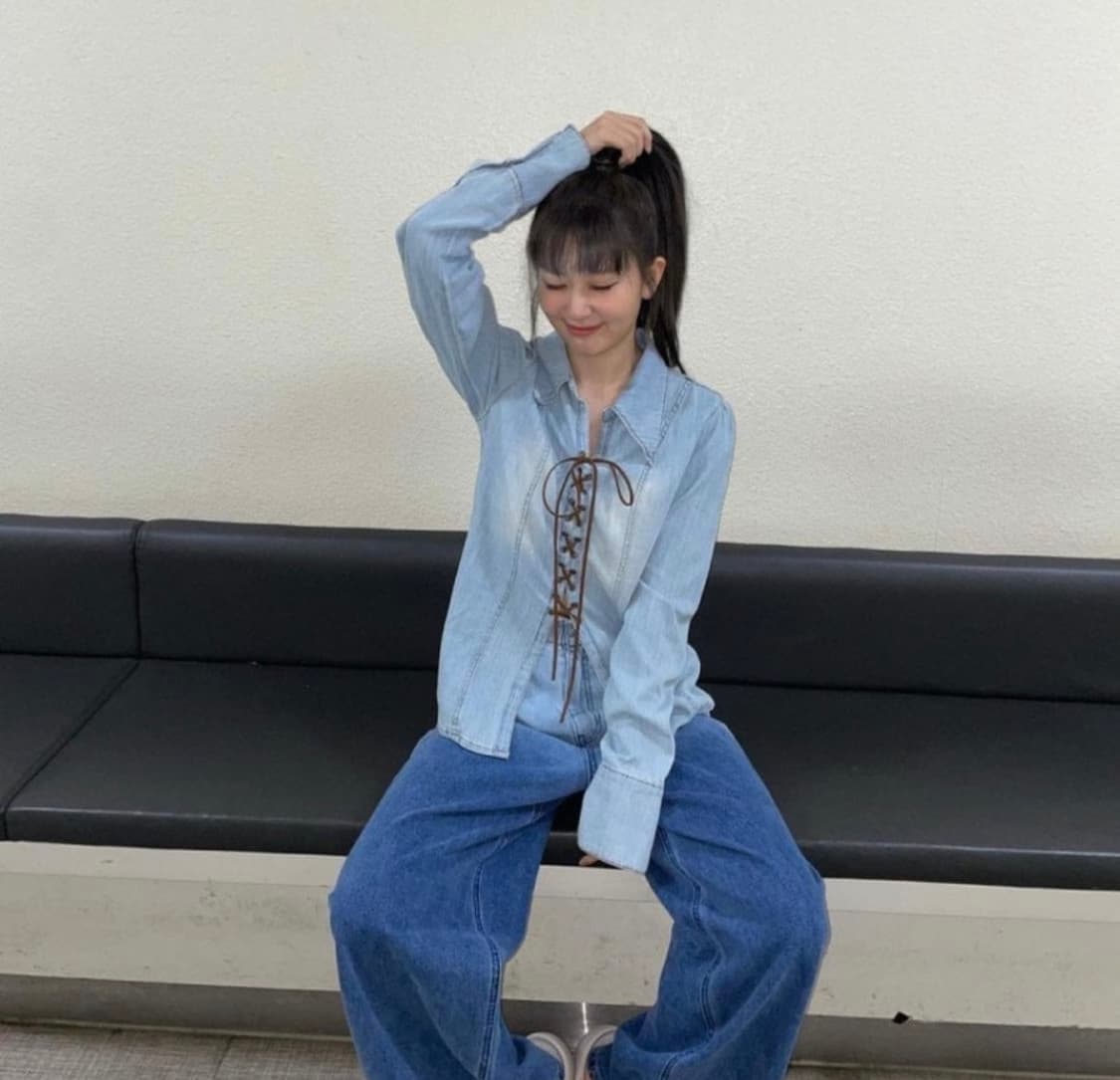 더오픈프로덕트 레이스업 데님 셔츠 상품이미지2