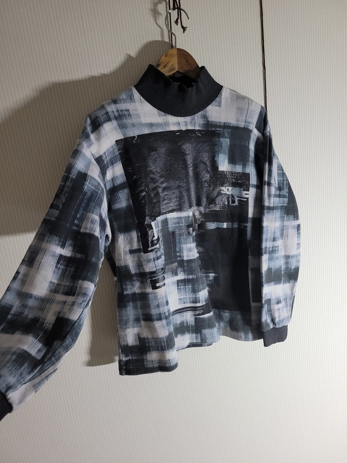 탁 하이넥 콜라주 롱슬리브 상품이미지3