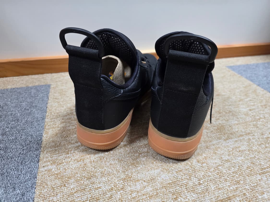 나이키 에어포스1 로우 유틸리티 [275mm] 상품이미지4