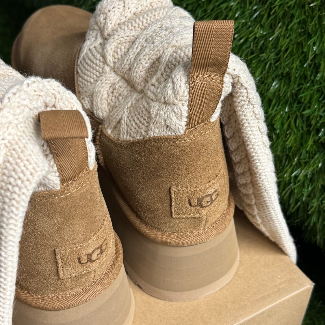 w 어그 클래식 스웨터 레터 부츠 체스트넛 상품이미지3