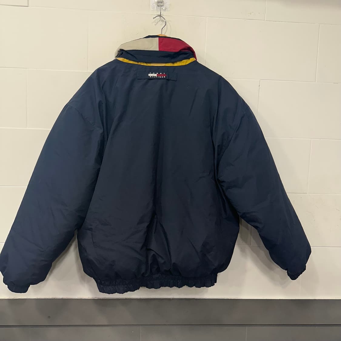 타미힐피거 올드스쿨 패딩 상품이미지9