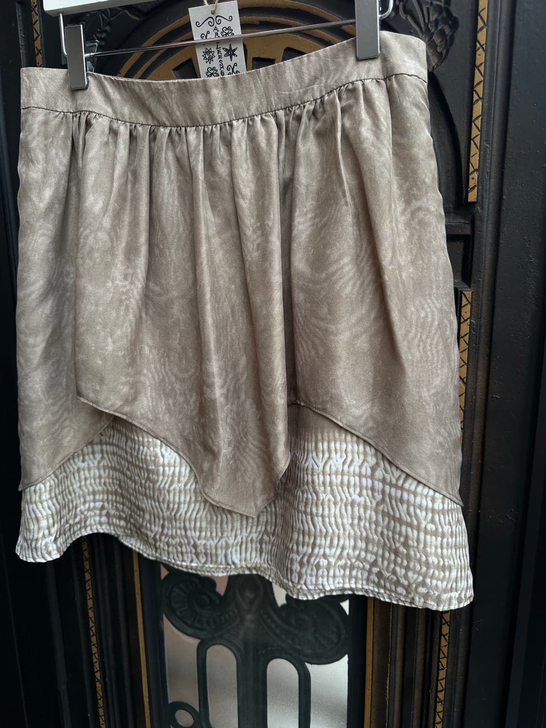 banana republic silk 100% 프린팅 스커트 상품이미지2