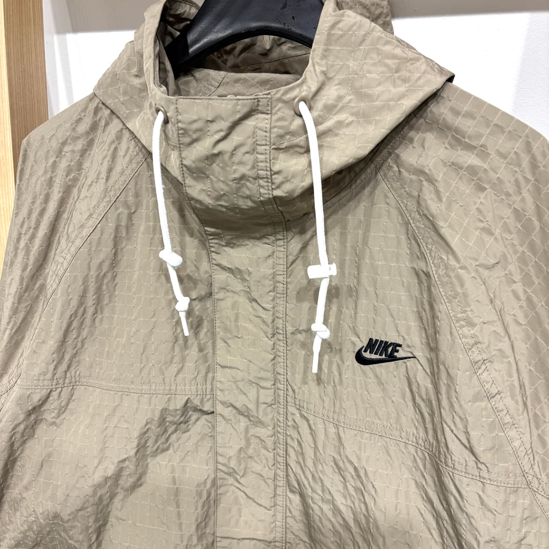 나이키 후드 바람막이 자켓 상품이미지2