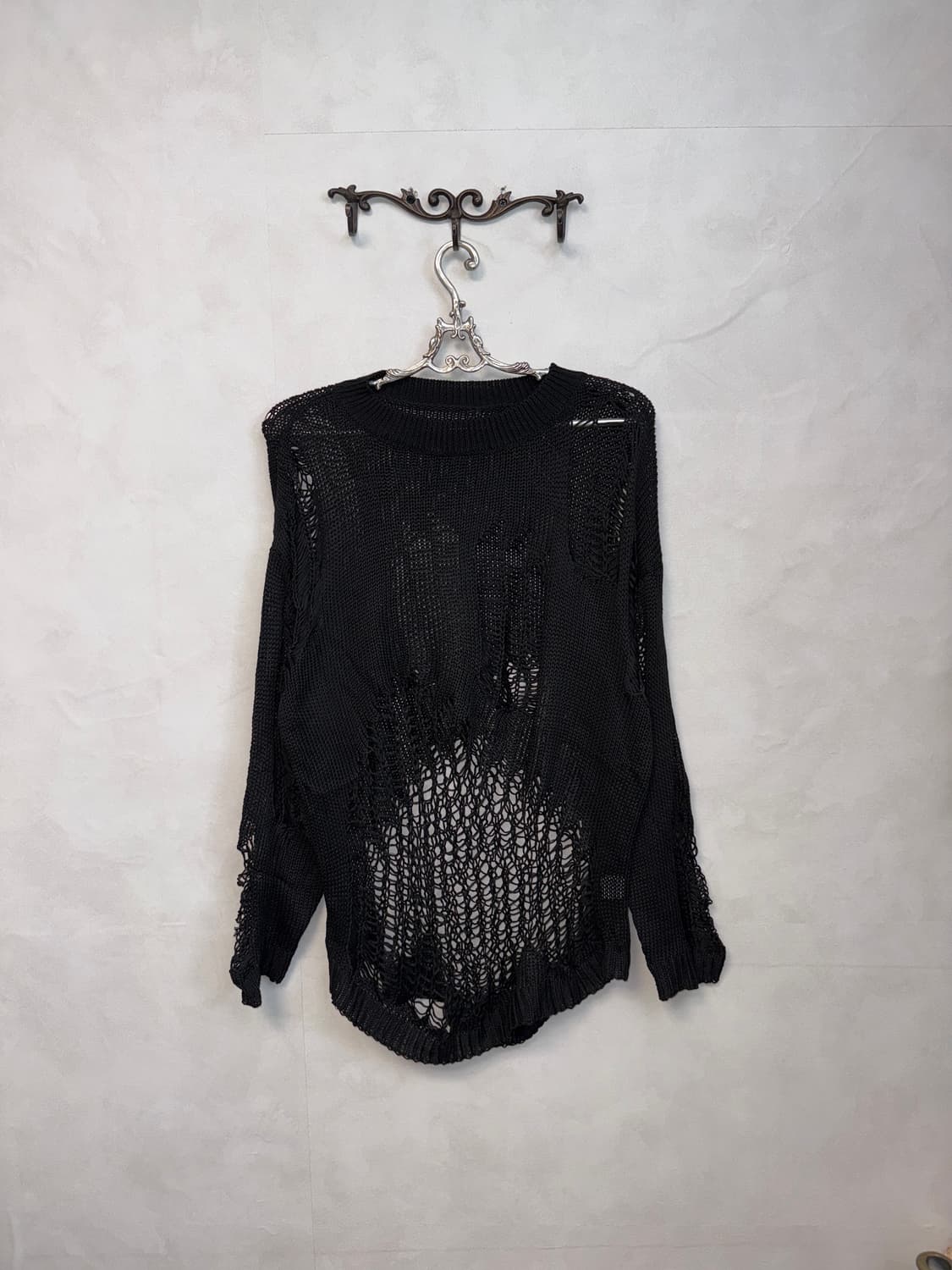 Black grunge damage over loose knit 상품이미지1