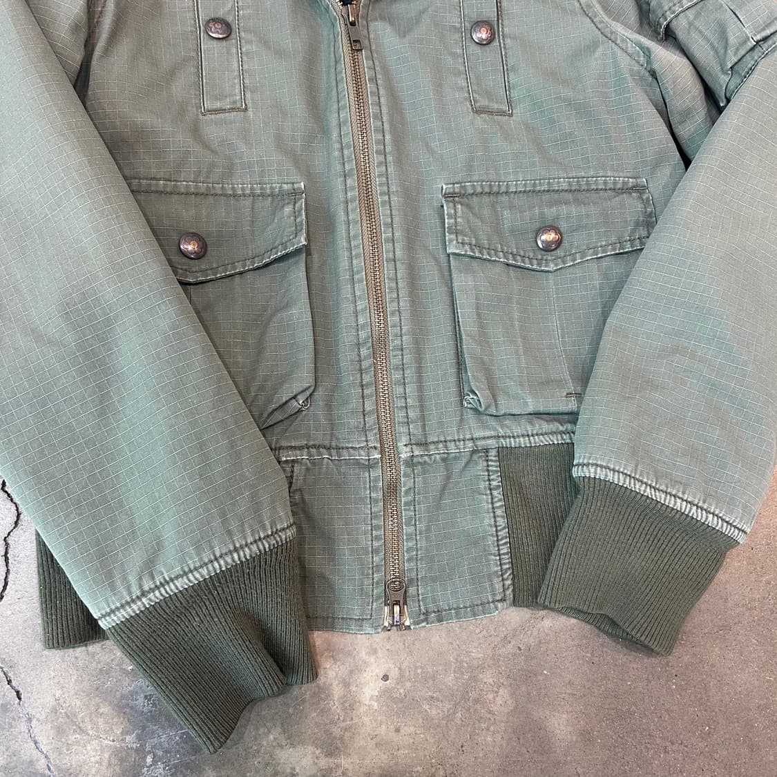 알파인더스트리 후드 크롭점퍼 상품이미지3