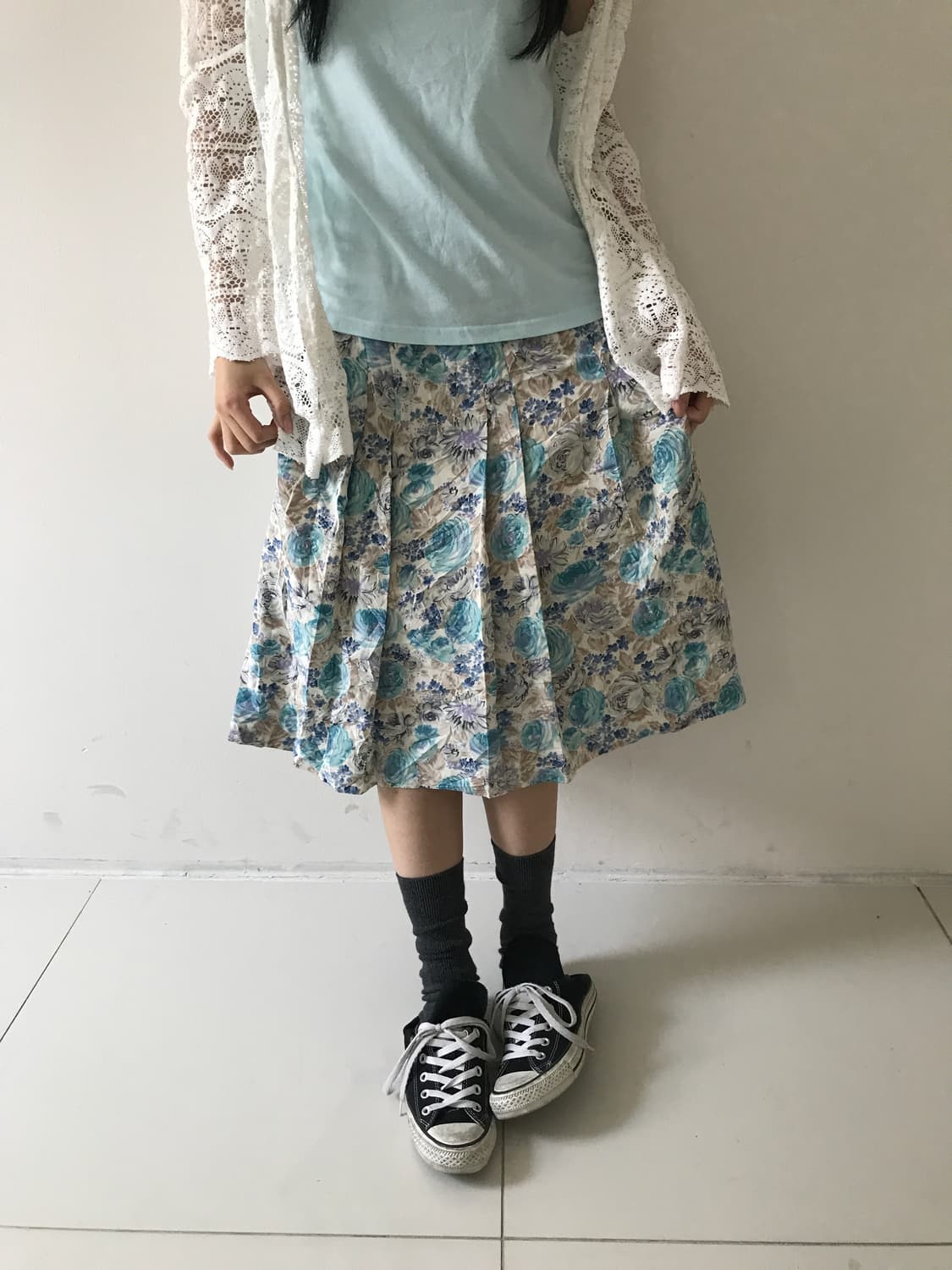Lace Embroidery Punching Long Knit Cardi 상품이미지8