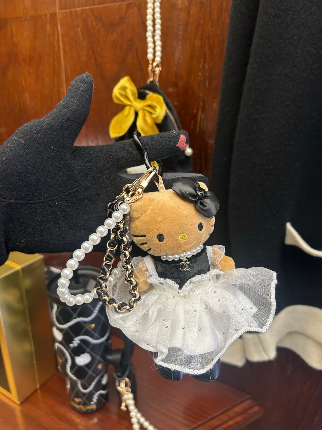 (25)롱다리키티 커스텀키링_ ✨아이보리 시스루 퍼샤 원피스 상품이미지2