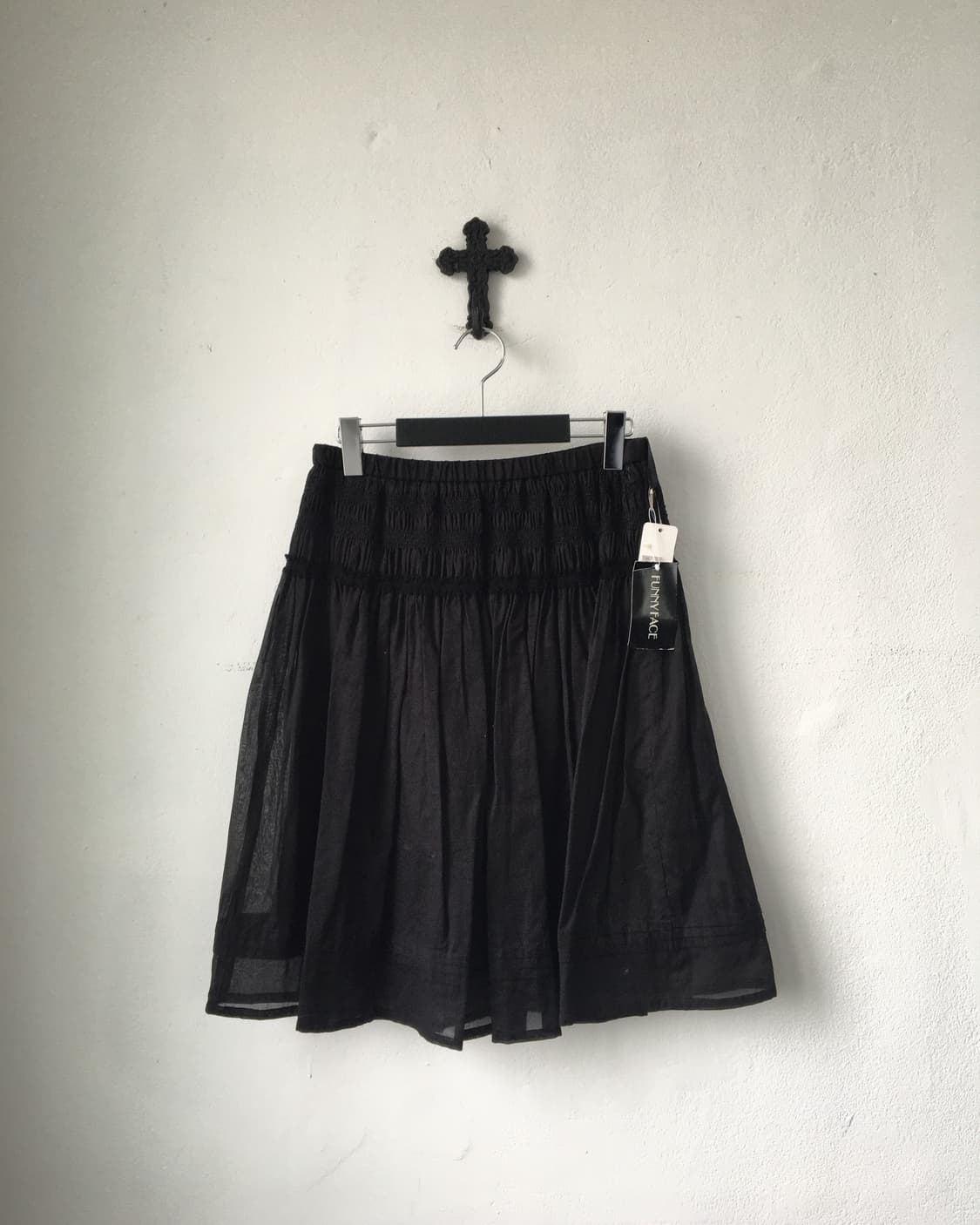 shirring line detail point midi skirt 상품이미지1