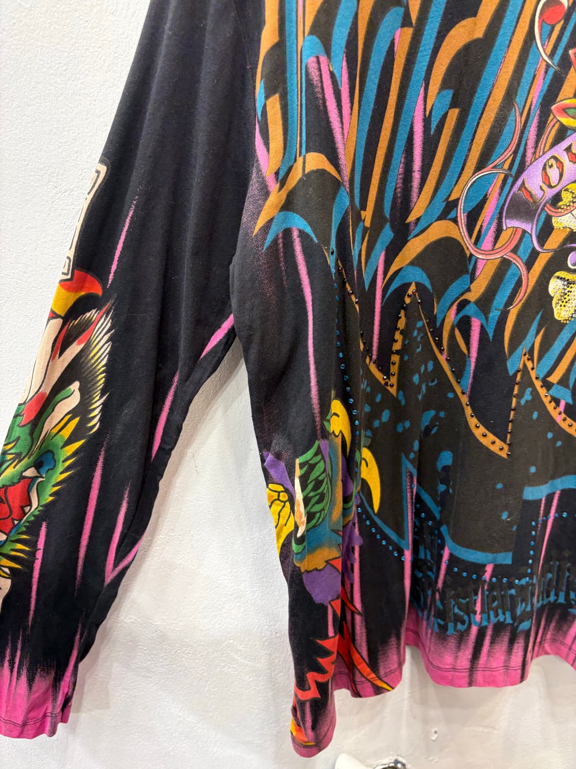 에드하디드 긴팔티 상품이미지5