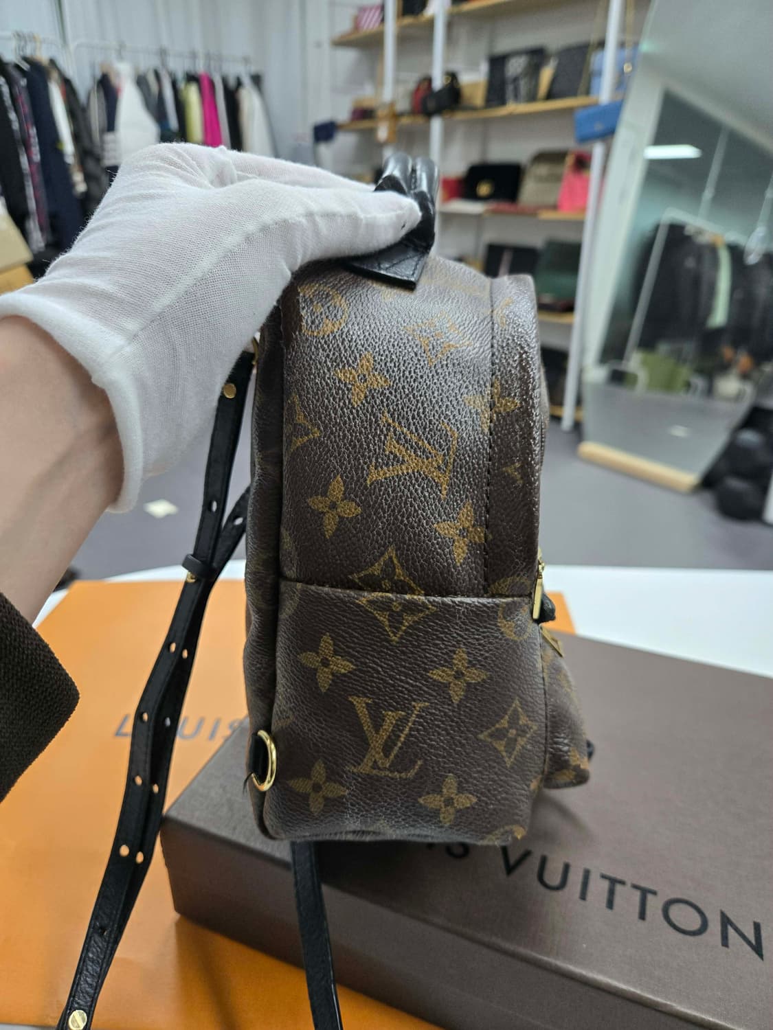 [40%특가] 루이비통 팜스프링스 미니 백팩 상품이미지3