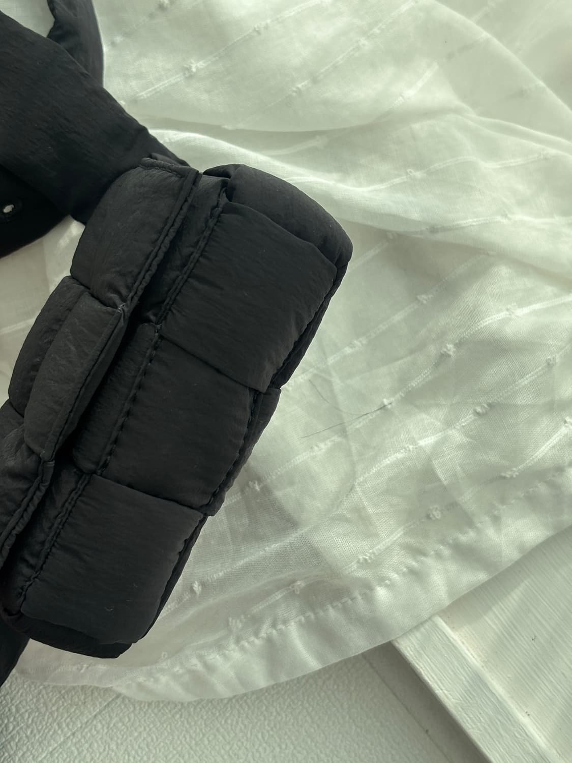 보테가베네타 패딩 카세트백 미니 상품이미지5