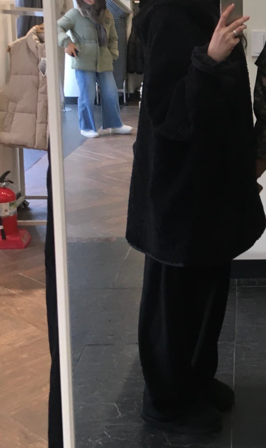 아모멘토 KBF(키티버니포니) Fur oversized robe 상품이미지3