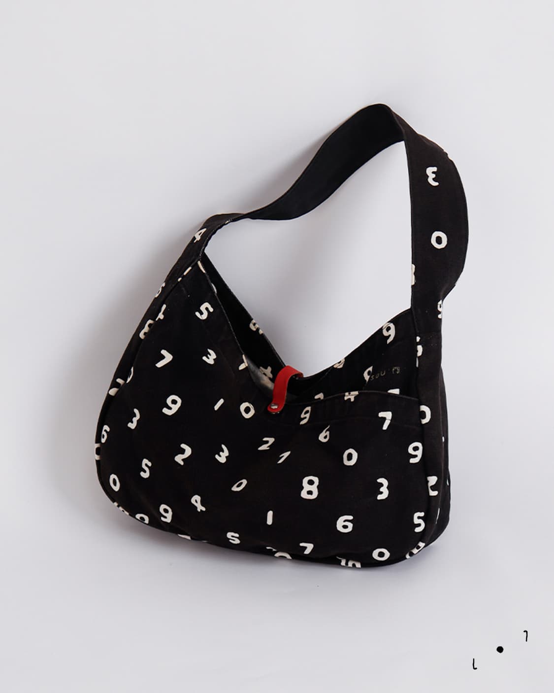 [SOU・SOU] 넘버링 텍스타일 하프 문 숄더백 상품이미지1