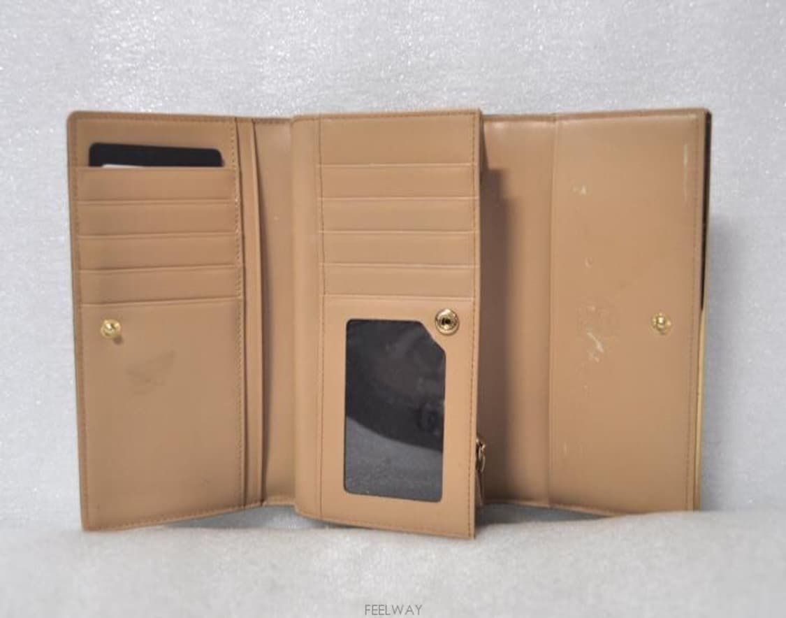 MCM(엠씨엠)/여성에나멜장지갑(정품) 상품이미지8