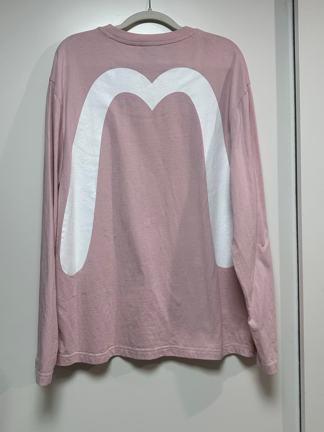 에비수 핑크색 긴팔 티셔츠 상품이미지3