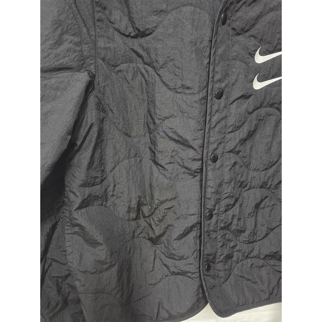 택포// 나이키 더블 스우시 퀄티드 바람막이 M 상품이미지3