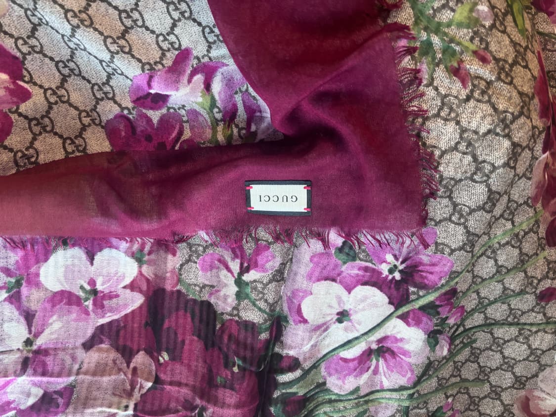 구찌 플라워 스카프 상품이미지4